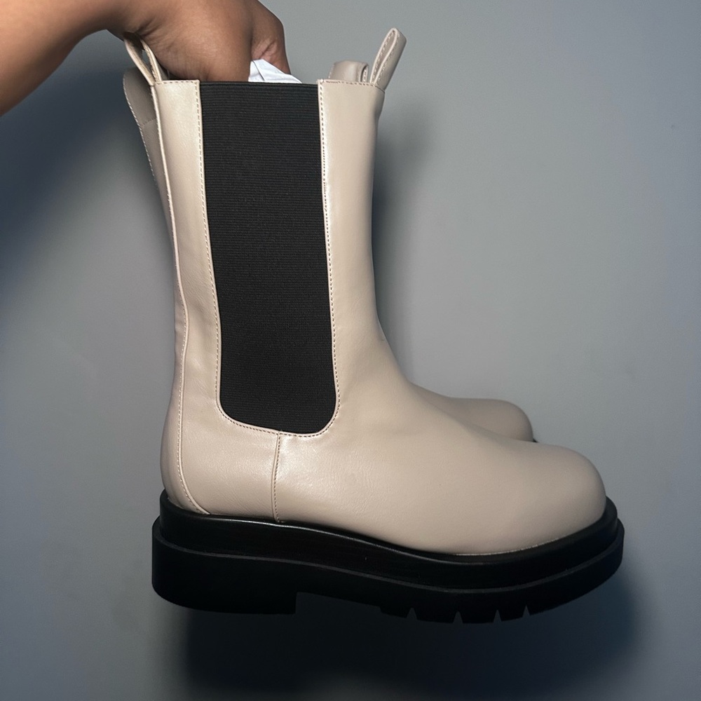 Stylish Beige Chelsea Boots for Women